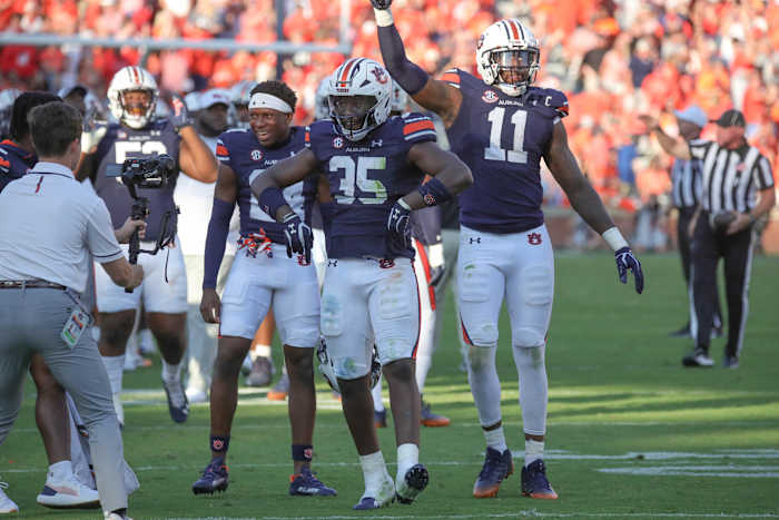 Jalen McLeod, Elijah McAllister vs Georgia Eric Starling/Auburn Daily